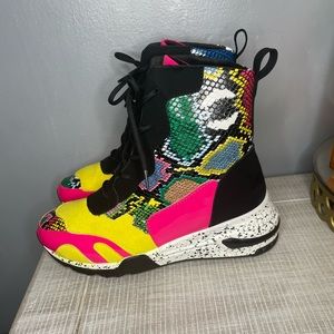 Cape Robbin Multi Shoes